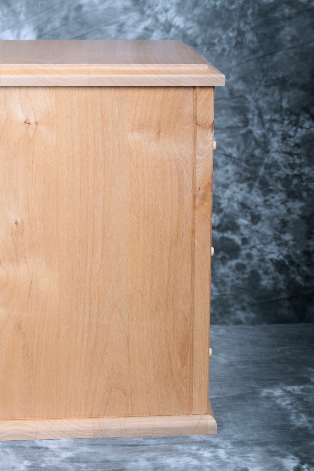 Wooden Horse Urn – Mariah Series Equine