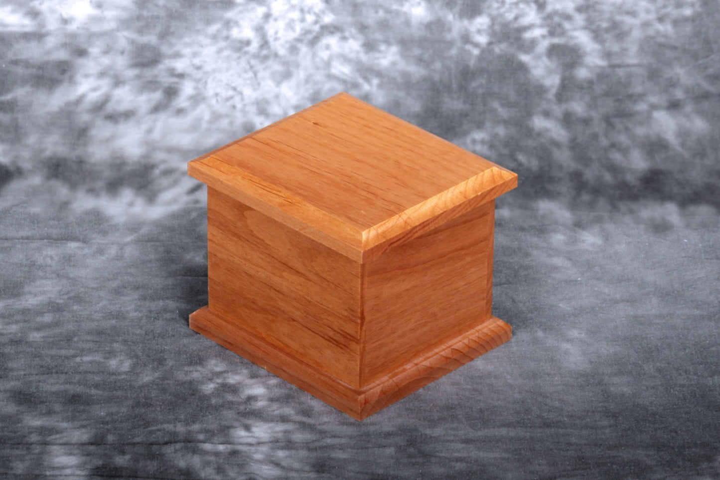 Handmade Small Keepsake Cremation Urn – Engraved Memorial