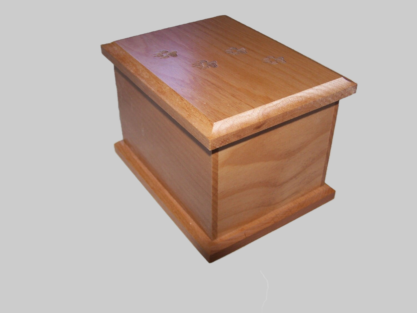 Small alder pet cremation urn w/dog prints